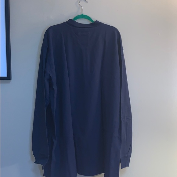 A blue long sleeve shirt - Picture 4 of 4